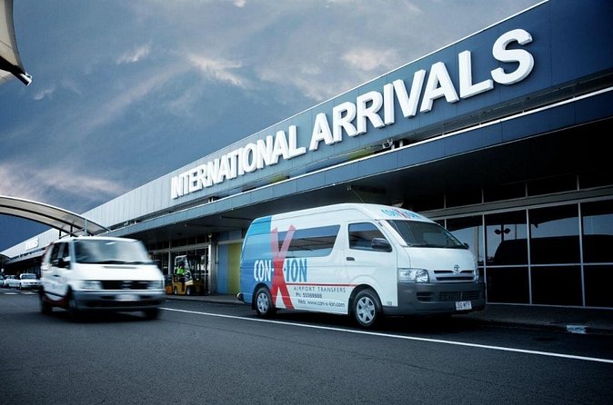 Airport Pick Up - Private Transport Service - Booking Smarts for a Smooth First Day