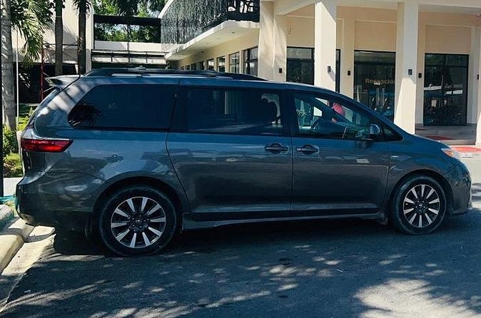 Airport shuttle to Punta Cana Hotels - Private, Mobile, and Simple: How the Service Operates