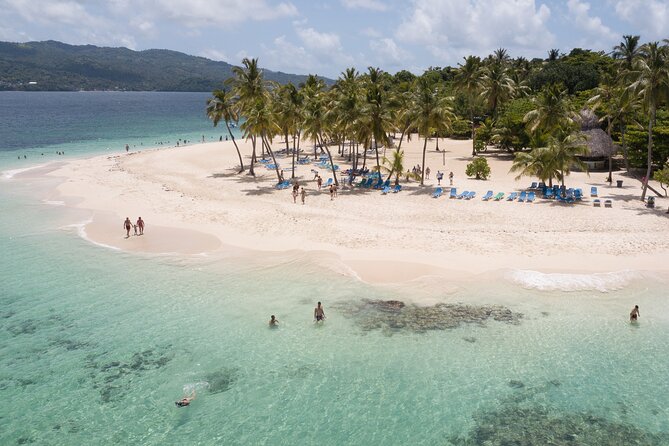 Bacardi Island Excursion with Catamaran, Beach and Lunch - Cayo Levantado (Bacardi Island): the payoff of the long day