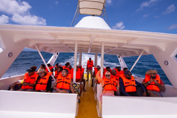 Bacardi Island Excursion with Catamaran, Beach and Lunch - Cayo Levantado beach time and buffet lunch: how to make it feel like a true vacation