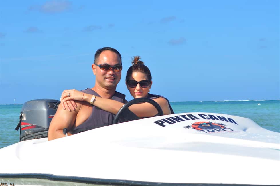 Bávaro: Speed Boat and Snorkeling Trip - Natural Pool Stop in Bavaro: Shallow Water That Lets You Breathe