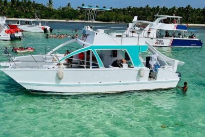 Boat Party with Drinks and Snacks with Transportation Included - Stop 1: Bavaro Beach Dolphin Spotting from the Boat