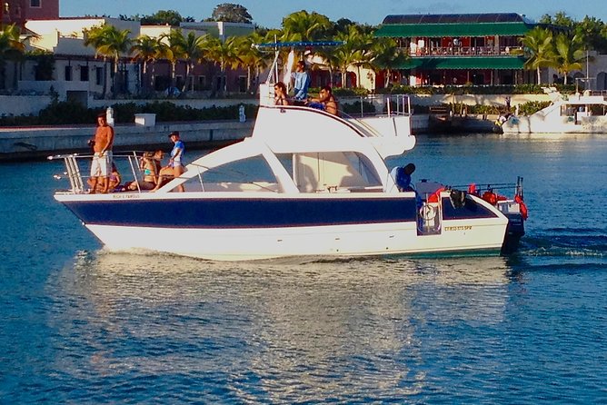 Cap Cana Private Family Catamaran - Drinks, Music, and Optional Food: Small Details That Change the Vibe