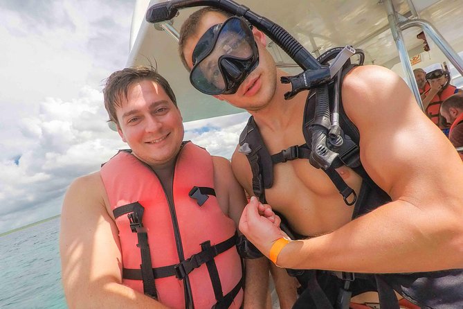 Catalina Island - Full Day All Inclusive Experience - Beach Time on Catalina: 2 Kilometers of White Sand Means You Can Breathe