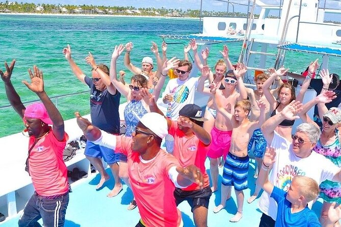 Catamaran Party in Punta Cana with Unlimited Drinks - From pickup to sail: timing and what to confirm before you go
