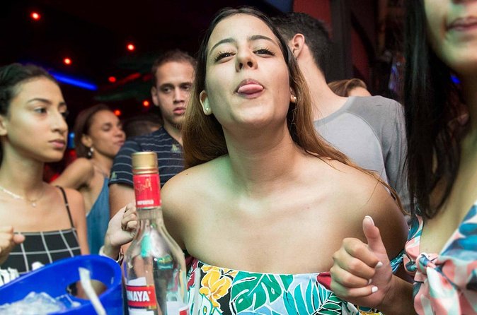Coco Bongo Show and Disco - Entering Coco Bongo: what the arrival usually feels like