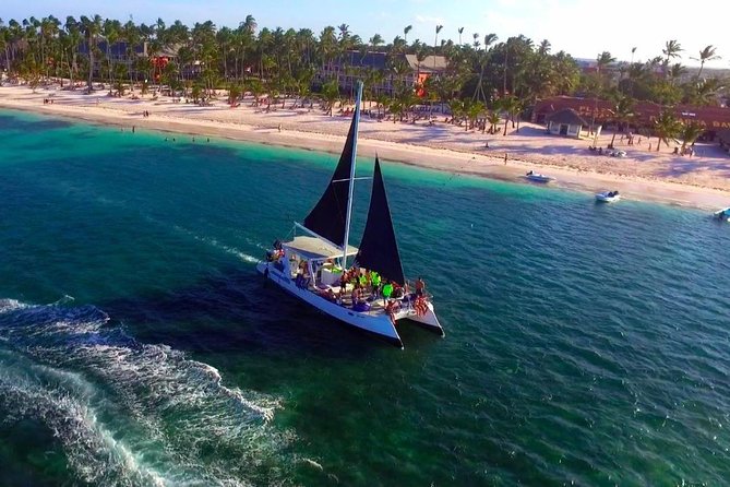 Crucero de Fiesta y Snorkel en Punta Cana - Stop at B&B Playa Matilde: Your Beach Window