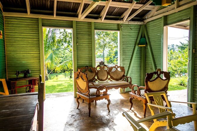 Dominican countryside, culture and beach escape with lunch - Cigar Factory + Sugarcane Fields: How the Island Produces