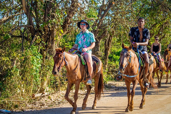Dominican Countryside Horseback Riding Tour + Beach and Local Culture - Stop 1: Macao Beach (Playa Macau) swim and relax