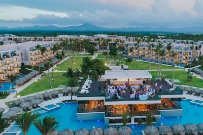 Excelence El Carmen - Round Trip Shuttle - Punta Cana Airport - Entering Excellence El Carmen: what the airport pickup actually feels like