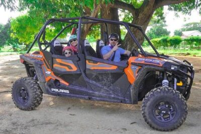 Family Polaris - Suzuka Tours Punta Cana - Pickup and mobile ticket: getting in and out smoothly