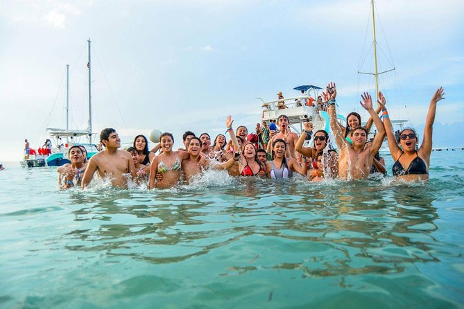 Fiesta en el Mar: Party Boat Punta Cana - Boarding and views from the catamaran: Bavaro’s coastline in motion