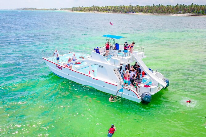 Float & Feast Private Party Cruise with Premium Buffet & Open Bar - Photos and souvenirs: remembering the day without extra hassle
