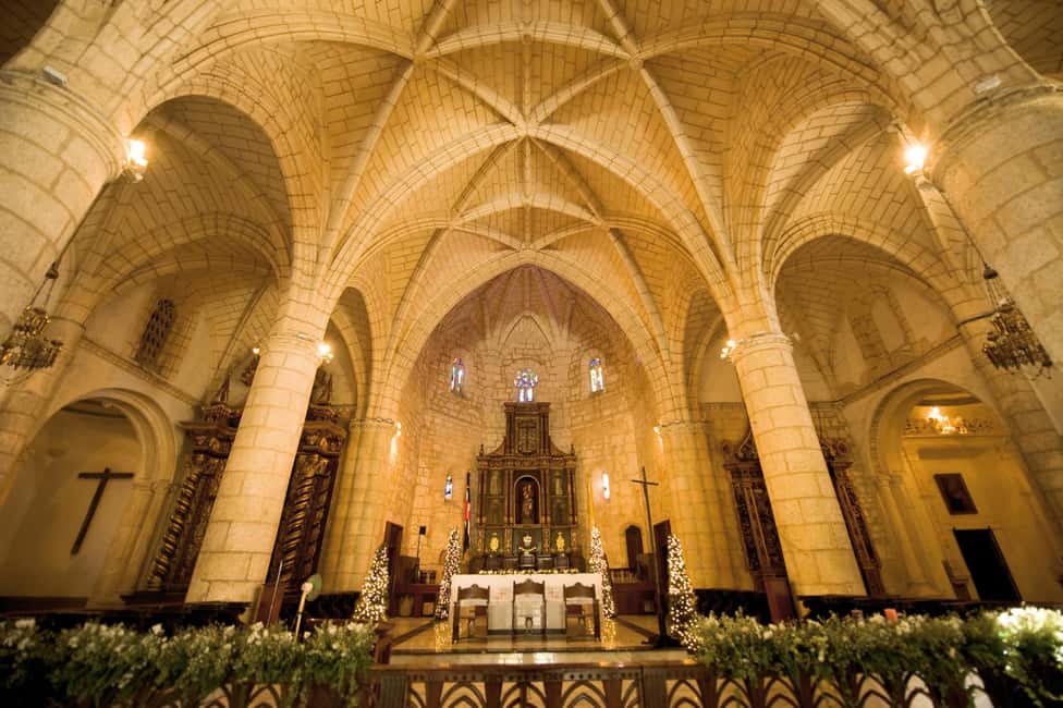 From Punta Cana: Full-Day Santo Domingo City Tour - Guides, audio, and languages: how you’ll hear the story