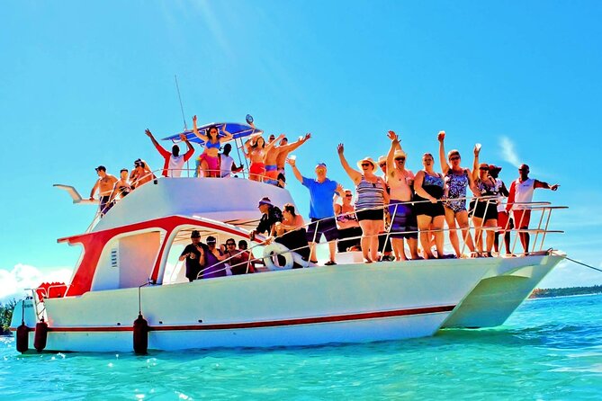 From Punta Cana: Party Boat + Snorkeling Live Music Drink Open B - Why a 2:00 pm start feels smart for Punta Cana