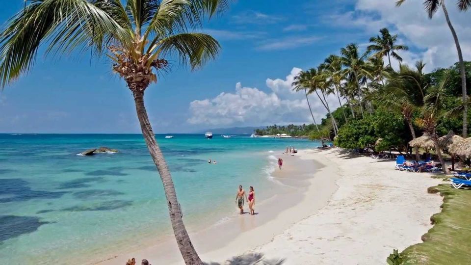 From Punta Cana: Samaná, Cayo Levantado & El Limón Waterfall - Price and value: what $180 covers (and what it doesn’t)