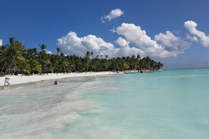 From Punta Cana: Saona Island Full Day For Small Group Catamaran - Catamaran? Speedboat? Why the Boat Type Still Matters