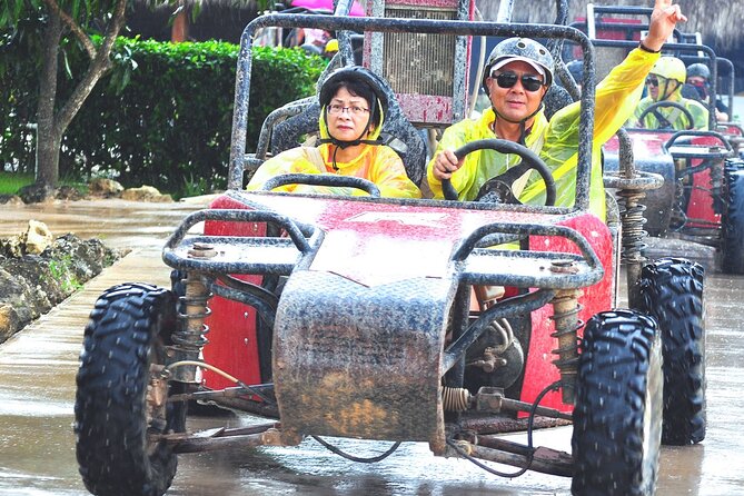 Full day tour. Buggy, lunch and Catamaran Adventure - Atabey Park: muddy buggy trails plus a real look at Dominican crops