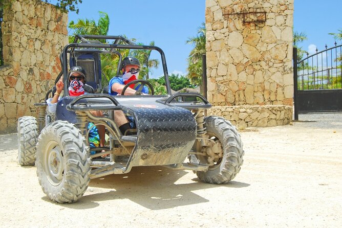 Full day tour. Buggy, lunch and Catamaran Adventure - Happy Beach and the catamaran setup: what’s included onboard