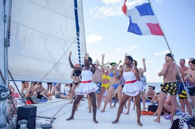 Grand Sirenis Punta Cana - Resort Round Trip Shuttle - Punta Cana Airport - The 45–50 minute ride to Grand Sirenis Punta Cana