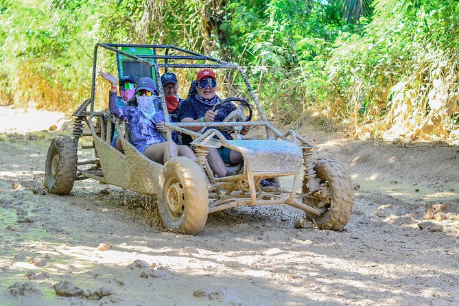 Grupo Pequeño en Buggy’s o ATV por el lodo en Punta Cana - Group Size and Fitness: Good for a Small Adventure