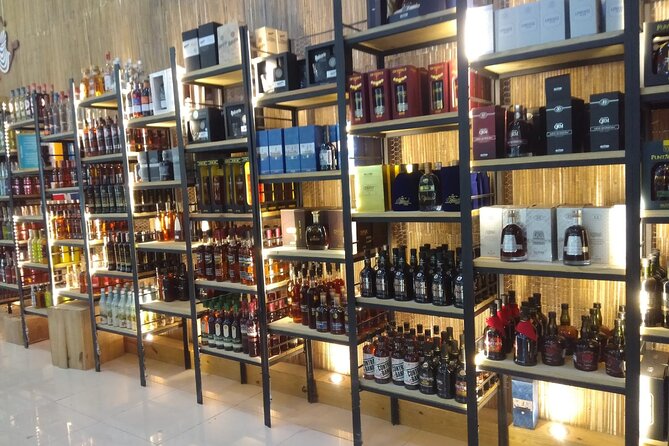 Guided Shopping Tour - Rum tasting, chocolate factory, Cigar factory - Key things I’d pay attention to