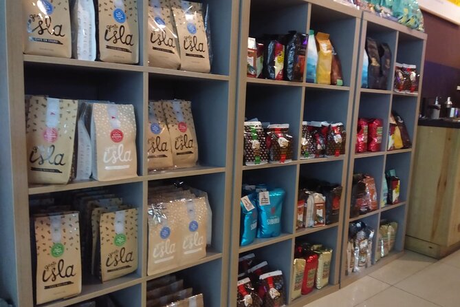 Guided Shopping Tour - Rum tasting, chocolate factory, Cigar factory - Should you book this Guided Shopping Tour?