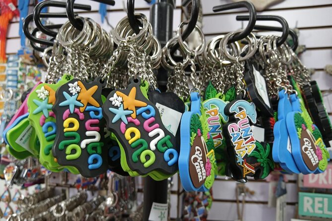Guided Souvenir Shopping Tour in Punta Cana - Your Shopping Stops: What You Can Expect to See