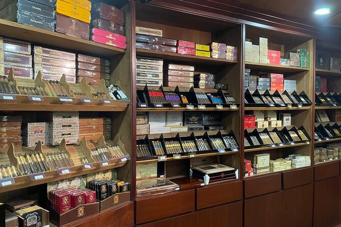 Guided Tour to Don Lucas Cigars Factory and Souvenirs Store - Rum and artisan chocolate: tasting without overcommitting