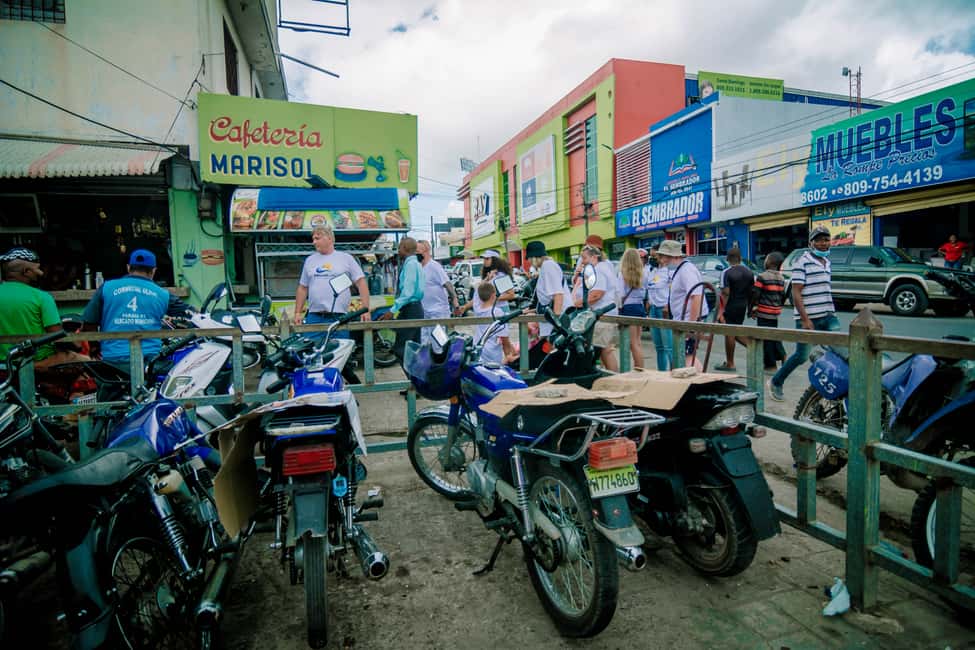 Higuey: Dominican Culture Walking Tour with Cathedral Ticket - Lunch Is Not Included: How to Choose the Right Dominican Plate
