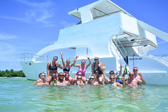 Hip Hop Party Boat & Snorkeling Punta Cana - Adults Only - The Open Bar Setup: What’s Included and How Alcohol Works