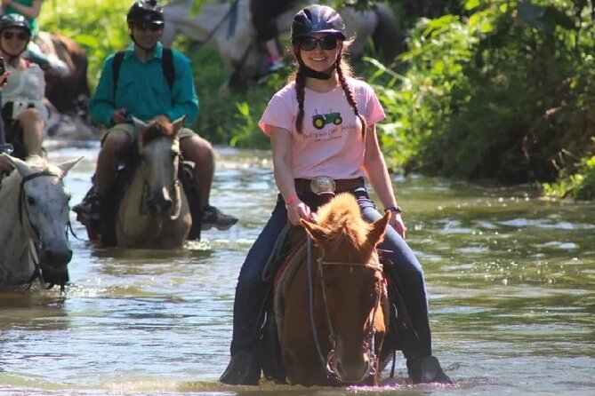 Horseback Riding along the Beach - Photos and Comfort: How to Make the Most of the Beach Ride