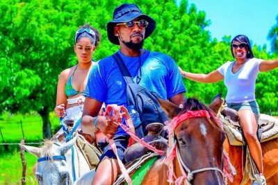 HorseBack Rinding to Macao Beach - Pickup, gear, and a real guide: what makes it feel organized