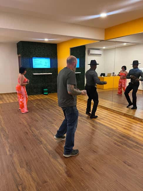 Learn to dance Bachata like a pro in Punta Cana - What to Bring: Simple Stuff That Makes You Learn Faster
