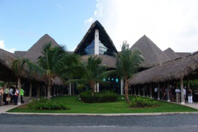 Lopesan Costa Bávaro-Punta Cana Airport Transfer - Finding Your Driver Fast: Nameboard + Real-World Airport Help