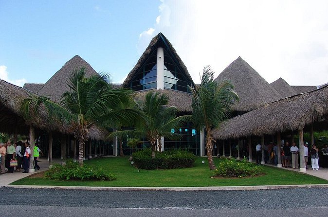 Lopesan Costa Bávaro-Punta Cana Airport Transfer - Who This Transfer Fits Best (and Who Might Think Twice)