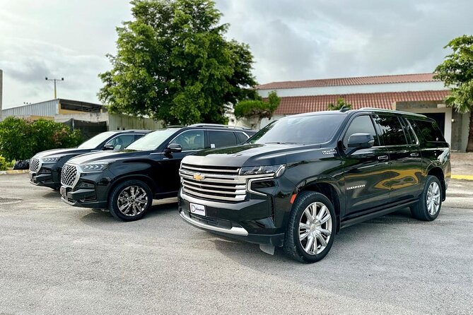 Luxury Transfer between Punta Cana Airport and Uvero alto Hotels - Private Transportation for Groups Up to 5: Comfort Math