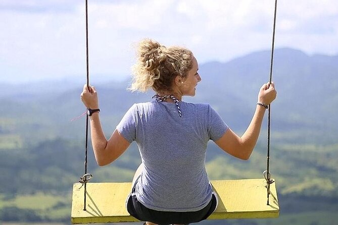 Montaña Redonda - How the group tour structure saves money (and sometimes adds fun)