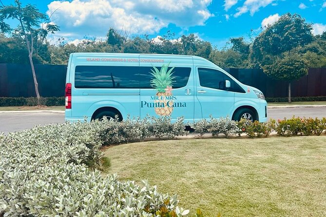Mr&Mrs Punta Cana Private Roundtrip Transfer Airport-Hotel - How roundtrip works: arrival, hotel drop-off, then airport again