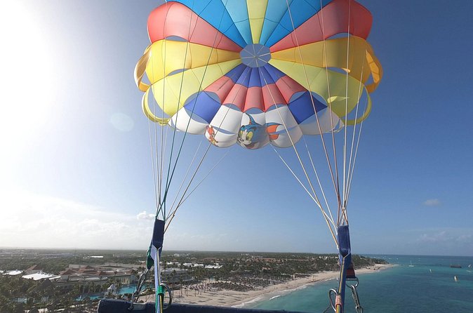 Parasailing in Bavaro - Parasailing Bavaro Pricing and Value: Is $56.67 Worth It?