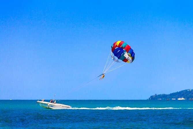 Parasailing in Punta Cana - Should you book it? My call