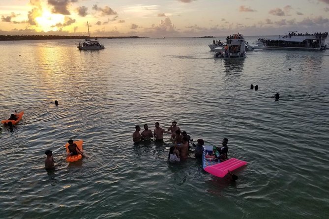 Party Boat - Booze Cruise Punta Cana - Entertainment on Board: When the Vibe Works (and When It Doesn’t)