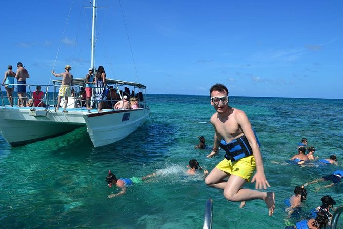 Party boat in Catamaran with Open Bar Only Adults + Snorkeling - Price and value: $52.25 for drinks + snorkeling gear
