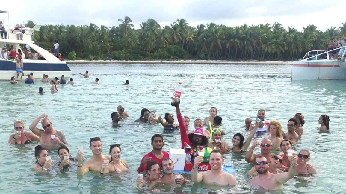 Party Boat in Punta Cana/Free Drinks and transportation inc - Key things to know before you go