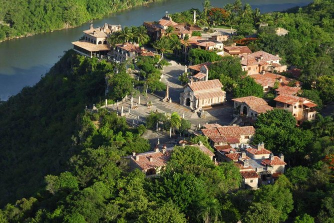 Platinum Catalina Island and Chavon River - Catalina Island National Park: Lunch, Beach Time, and Freedom