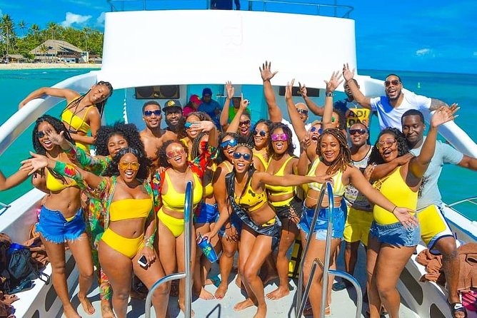 Private Adult Only Hip Hop Party Boat with Live DJ - Who should book this Punta Cana adult-only party boat