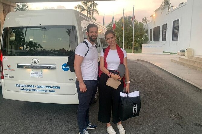 Private Airport Transfer to or from Uvero Alto and Punta Cana - Meeting Your Representative and Clearing Immigration Without Chaos