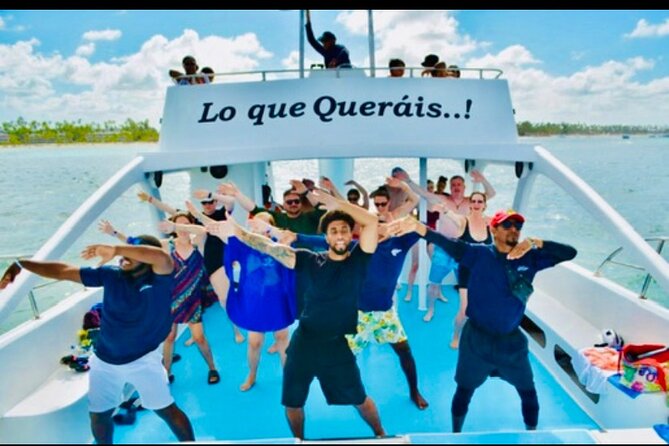 Private Catamaran Cruise with Slide & unlimited drinks - Private catamaran cruise in Punta Cana: what you’re paying for