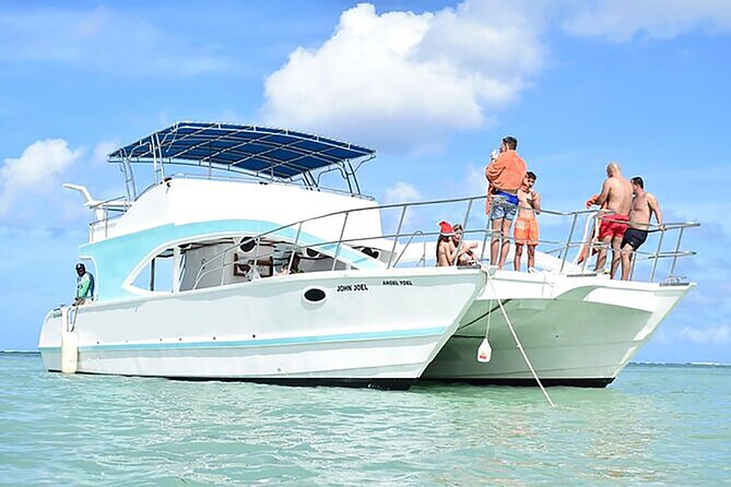 Private Catamaran Party with Snorkeling and Unlimited Drink - Cabeza de Toro reef snorkeling: the reason most people book