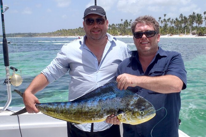Private Fishing Charter Punta Cana (Orion) - Boarding an anchored boat: what to expect when there’s no dock